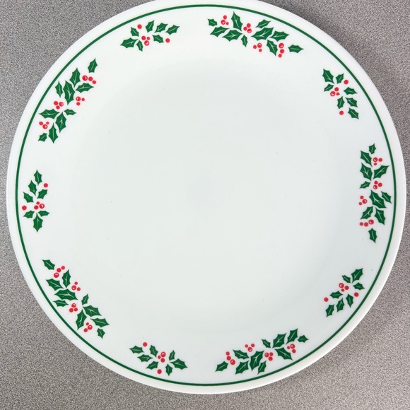 Corelle Winter Holly Dinner Plates set of 2 Holiday Christmas Berries - Picture 3 of 6